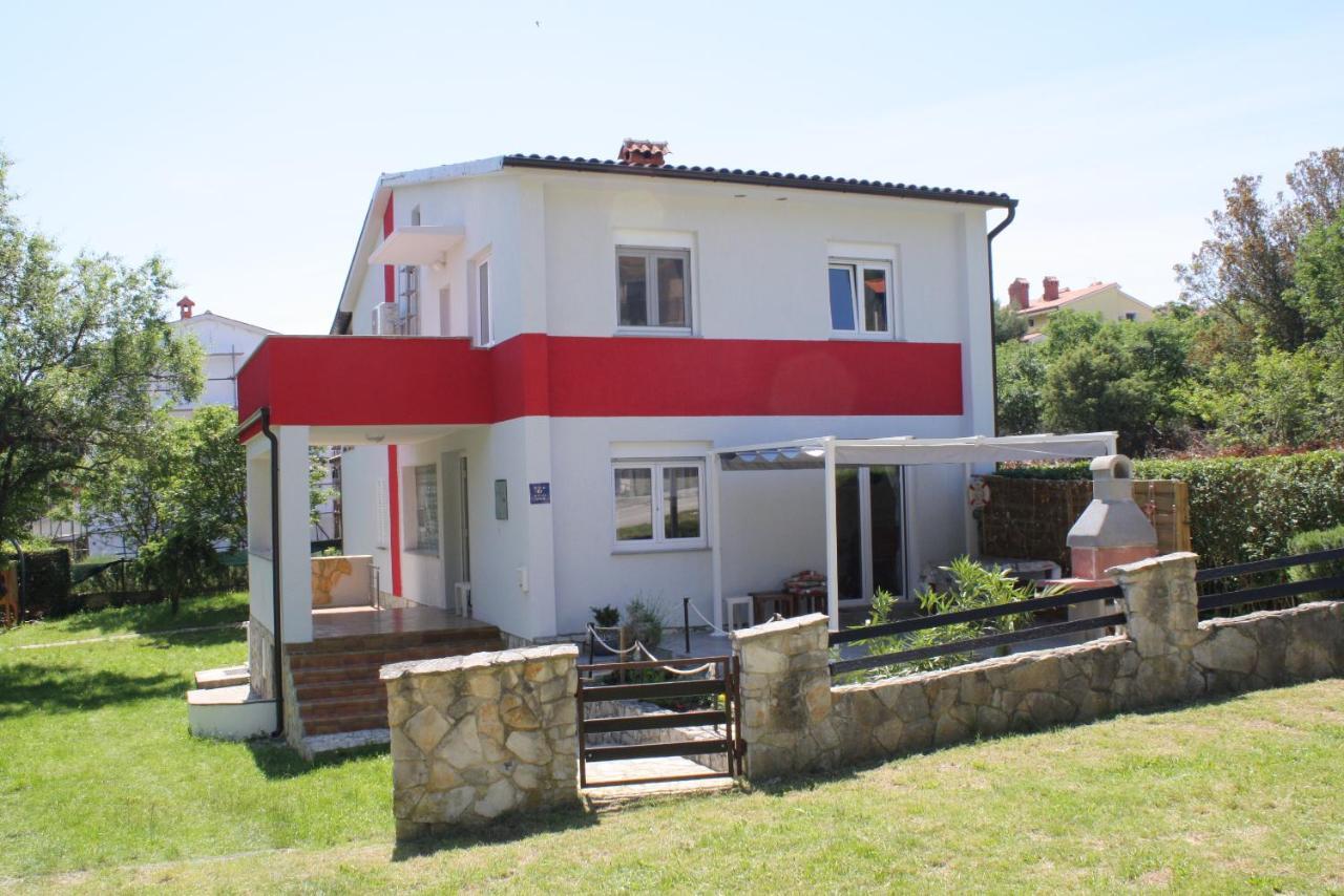 Holiday Home Radmila เปรมันตูรา ภายนอก รูปภาพ
