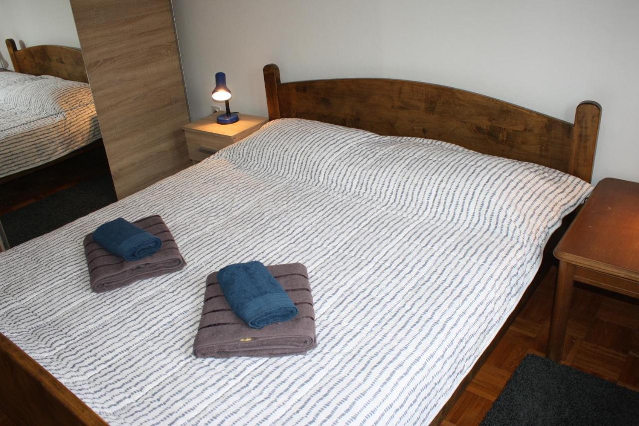 Holiday Home Radmila เปรมันตูรา ภายนอก รูปภาพ