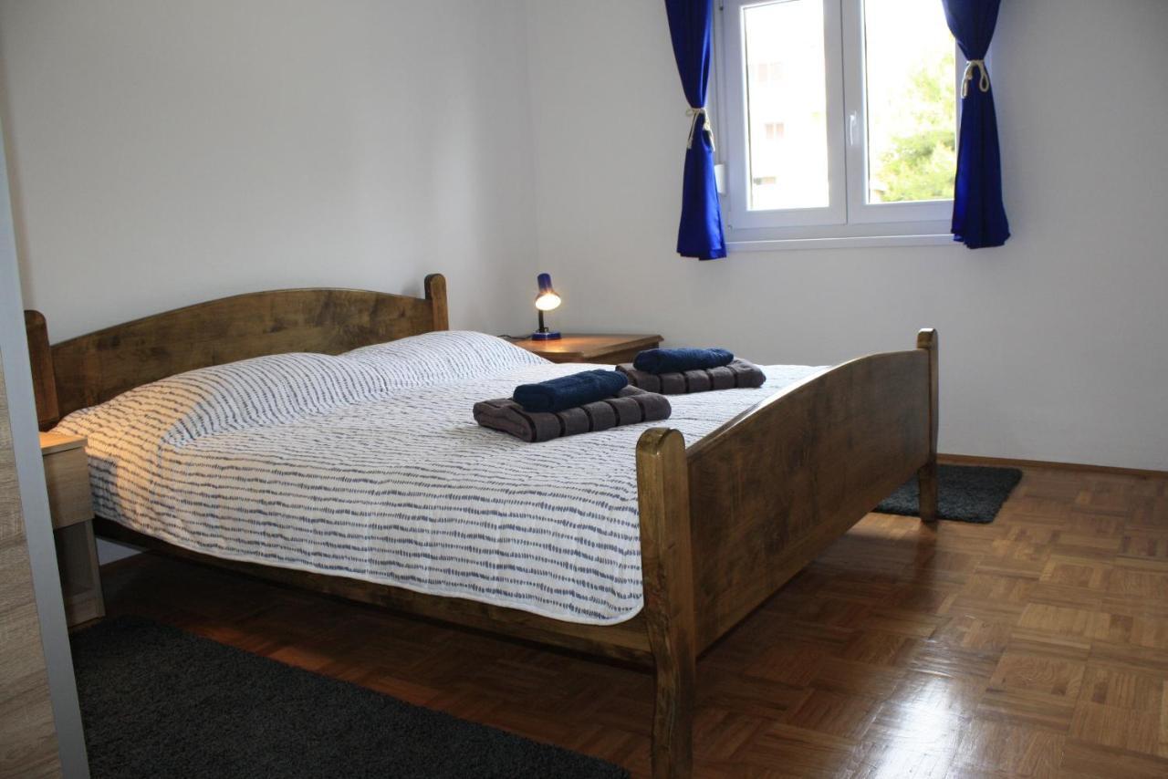 Holiday Home Radmila เปรมันตูรา ภายนอก รูปภาพ